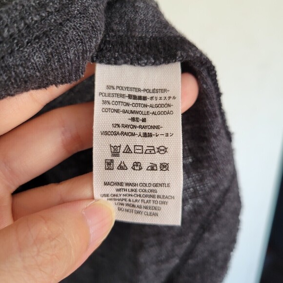 Free People Gray Distressed Waffle Knit Split Back Long Sleeve Thermo Top Sz XS - Picture 10 of 12